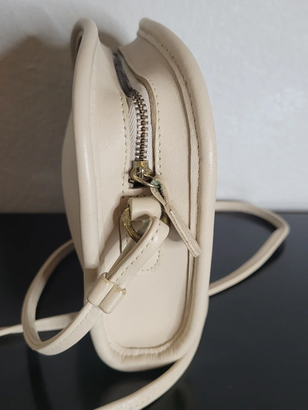 Coach Abbie Vintage Crossbody Bag 9017 - Picture 6 of 10